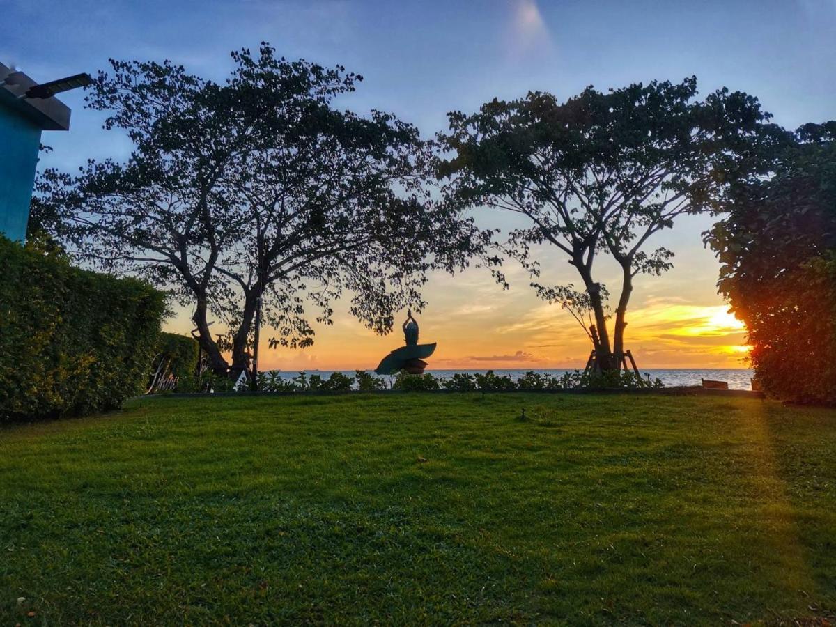 Beach Walk Boutique Resort Bangsaen Exteriér fotografie